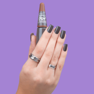 Esmalte Impala Cremoso Pov - Look do Dia
