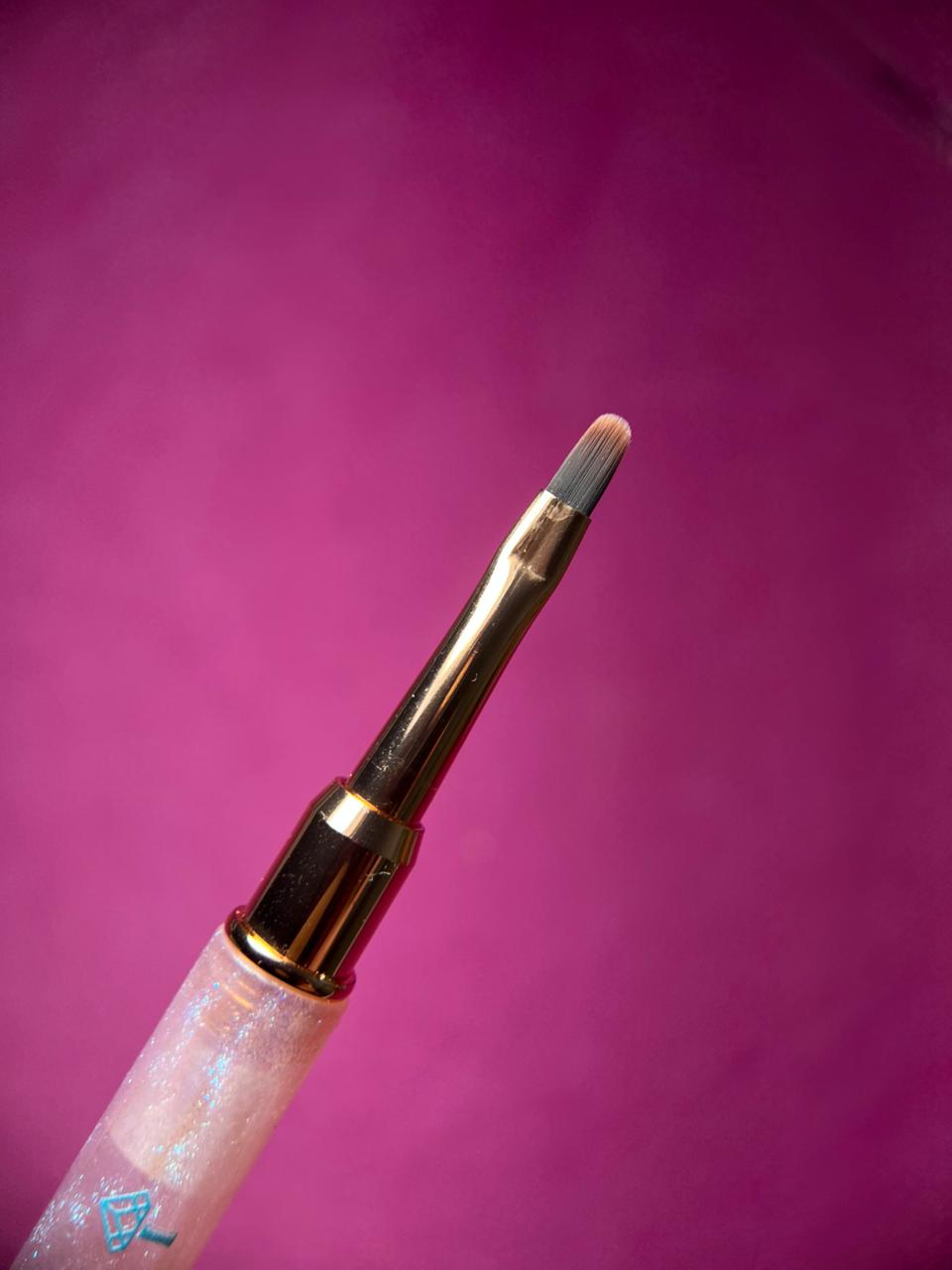 Pincel Língua de Gato com Tampa HQZ - #4